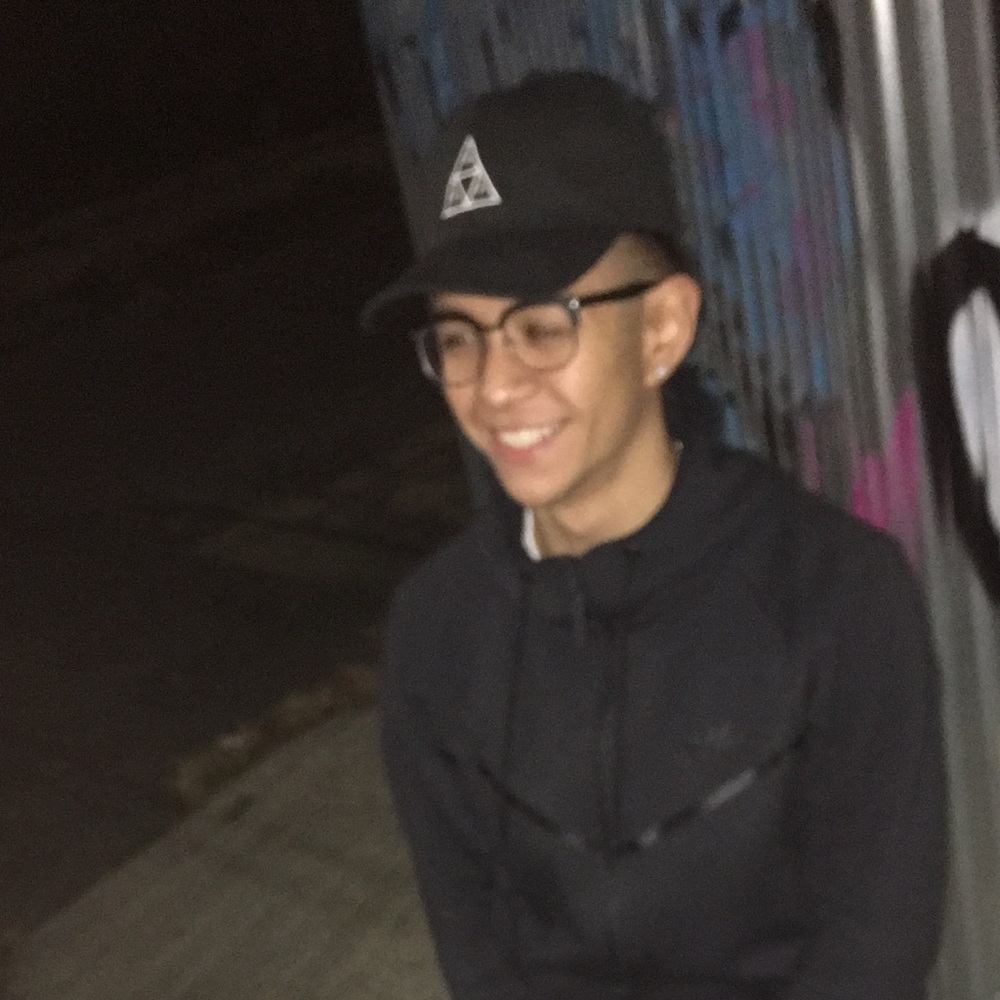 Meet your Posher, Nico